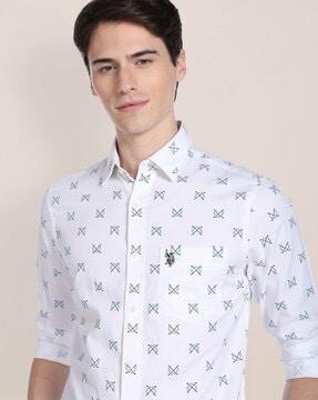printed tailored fit shirt with patch pocket
