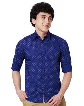 printed tailored fit shirt with spread collar