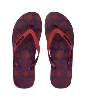 printed thong-strap flip-flops