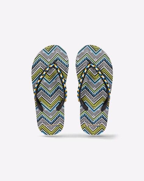 printed thong-strap slippers