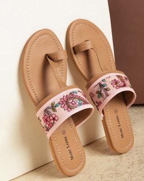 printed toe-ring sandals