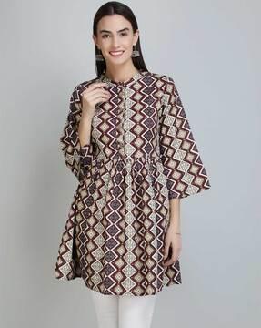 printed top with 3/4th sleeves