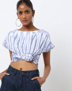 printed top with extended sleeves