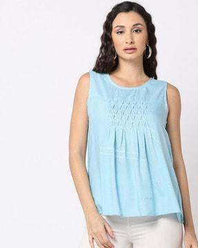 printed top with pleated yoke