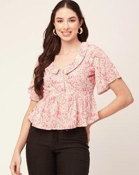 printed top with short sleeves