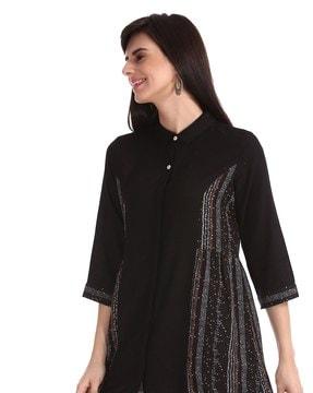 printed tunic with concealed button placket