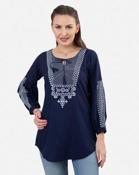 printed tunic with curved hem