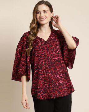 printed v-neck  loose fit top