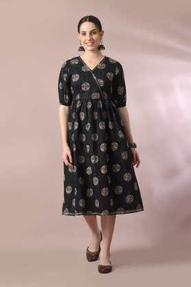 printed v-neck cotton women's knee length dress - black