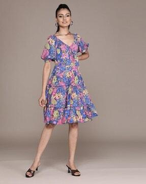 printed v-neck half sleeve short flared dress