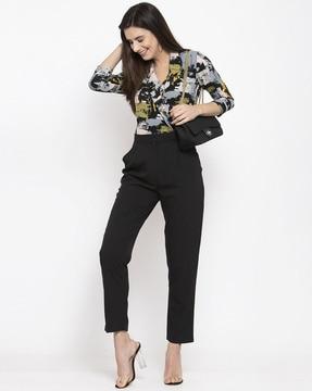 printed v-neck jumpsuit with insert pockets