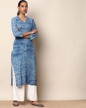 printed v-neck straight kurta