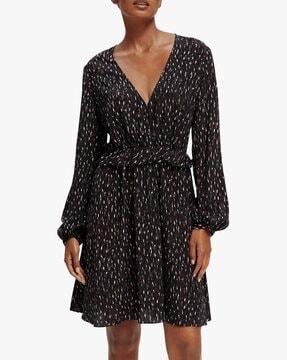 printed v-neck wrap dress