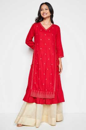 printed viscose v neck women's casual wear kurta - red