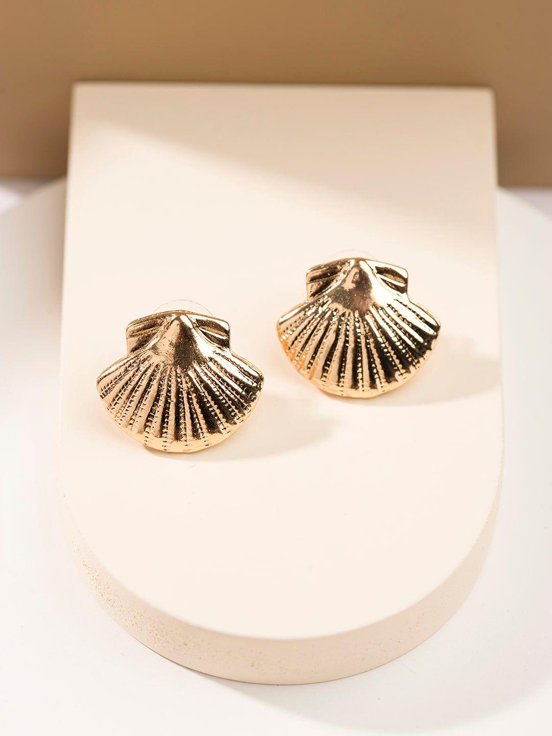 prita by priyaasi contemporary studs earrings