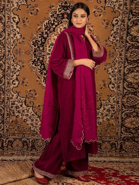 priya chaudhary magenta naaz embroidred silk velvet kurta with pants