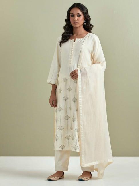 priya chaudhary off-white ambrosia embroidered chanderi silk kurta with pants and kota cotton dupatta