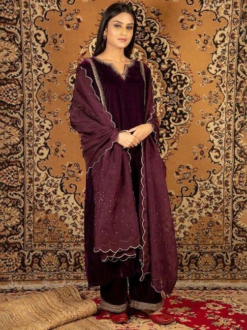 priya chaudhary purple naaz embroidred silk velvet kurta with pants