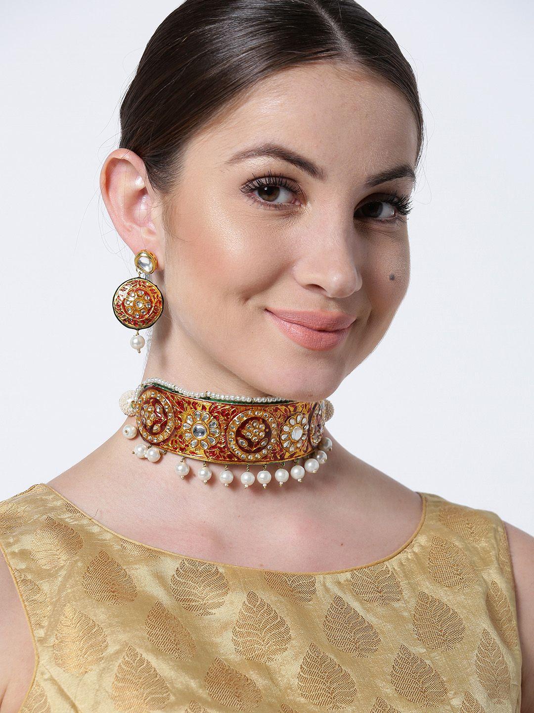 priyaasi maroon & gold-toned kundan-studded meenakari work jewellery set