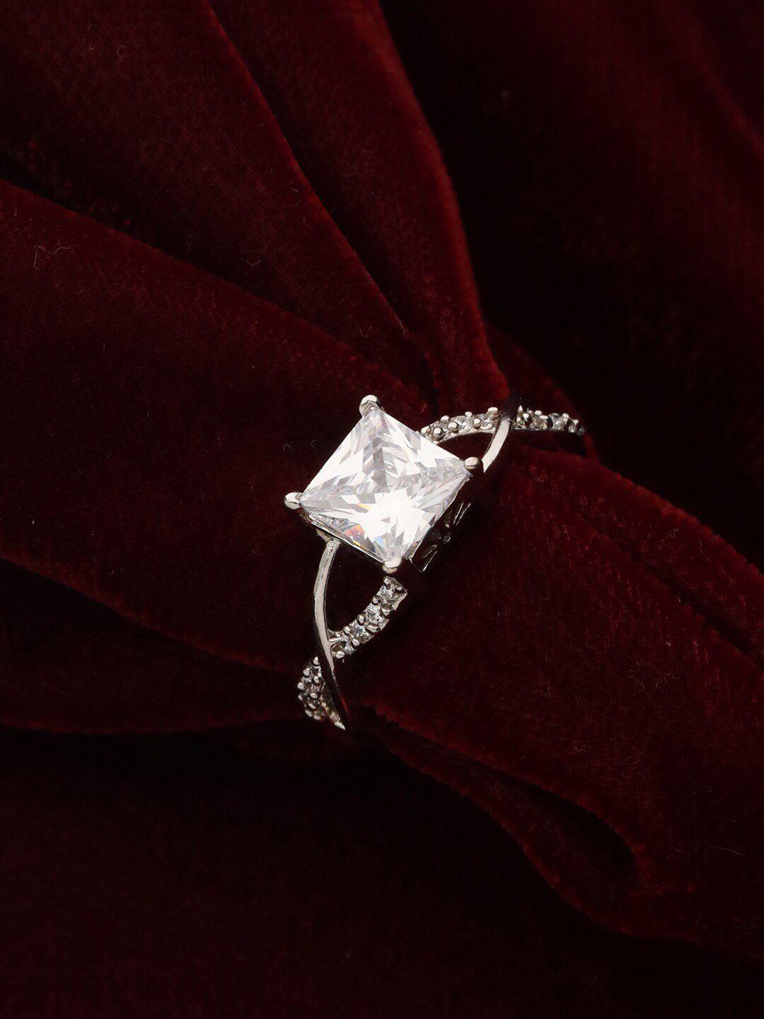 priyaasi solitaire block american diamond silver-plated ring
