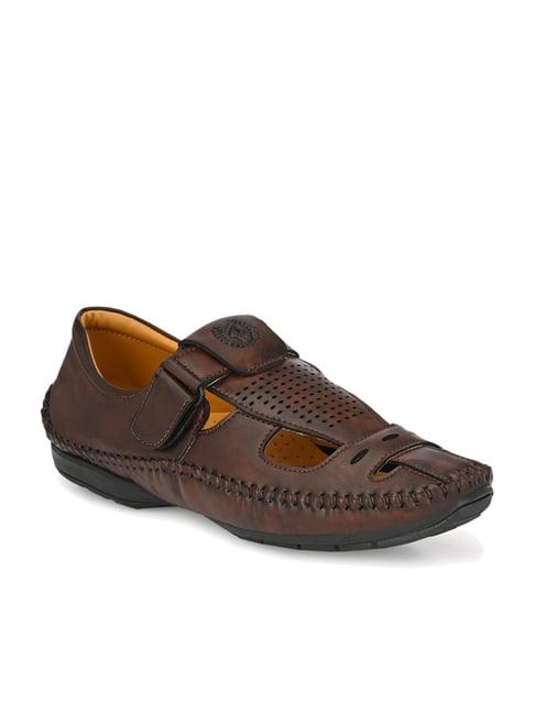 prolific brown fisherman sandals