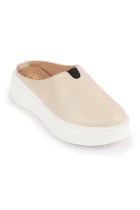 pu slip-on women's casual shoes - cream