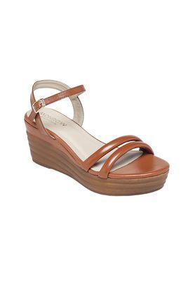 pu hook & loop women's casual wear sandals - tan