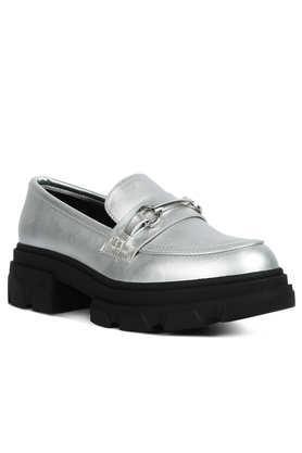pu slip-on women's loafers - silver