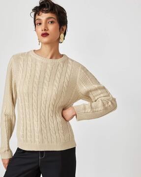 pullover with full-length sleeves