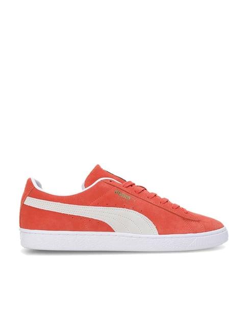 puma men's classic xxi orange casual sneakers