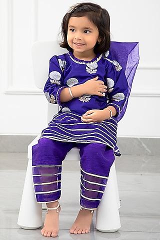 purple brocade embroidered kurta set for girls