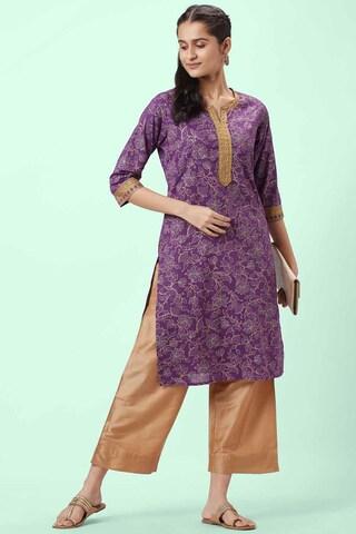 purple floral print ethnic round neck 3/4th sleeves knee length women regular fit kurta