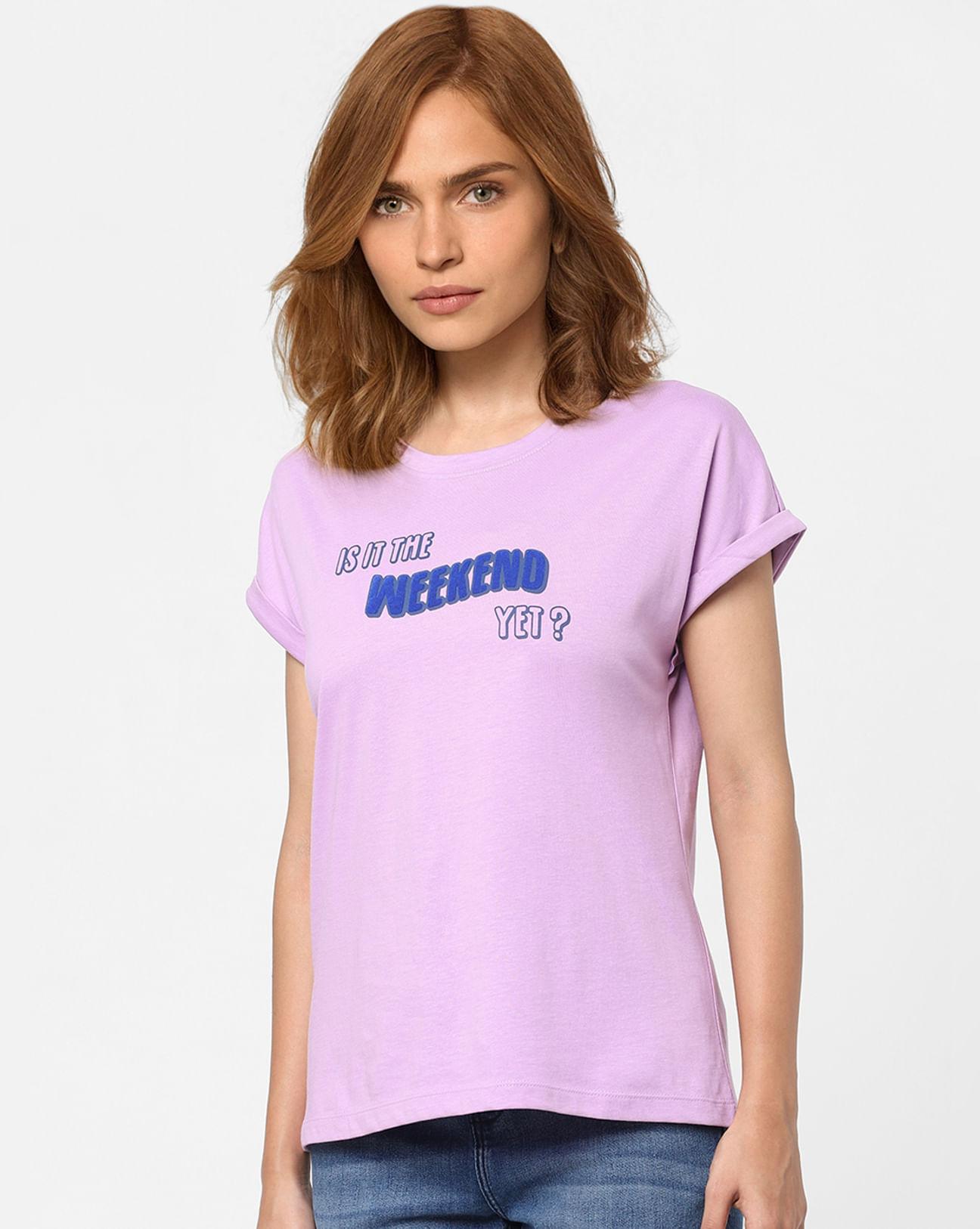 purple graphic print t-shirt