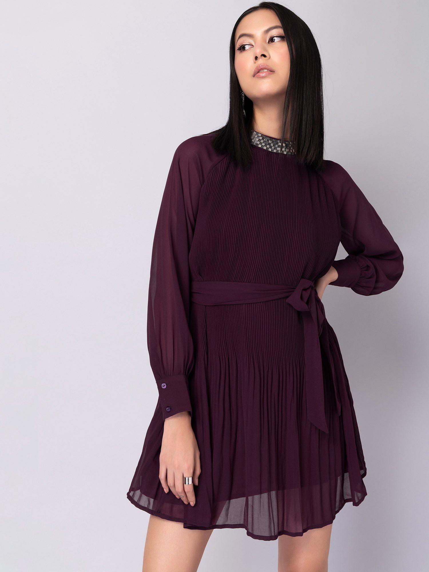 purple pleated embellished neck belted dress (set of 2)