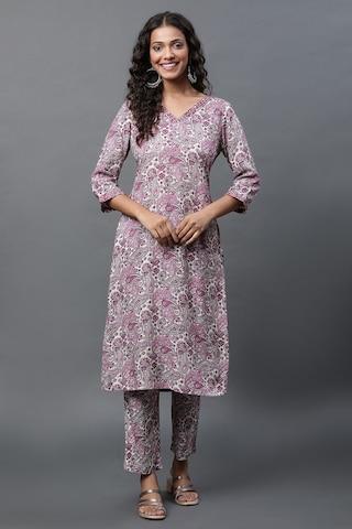 purple print casual 3/4th sleeves v neck women regular fit pant kurta set