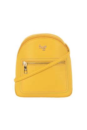 pvc zipper closure women's backpack - mango