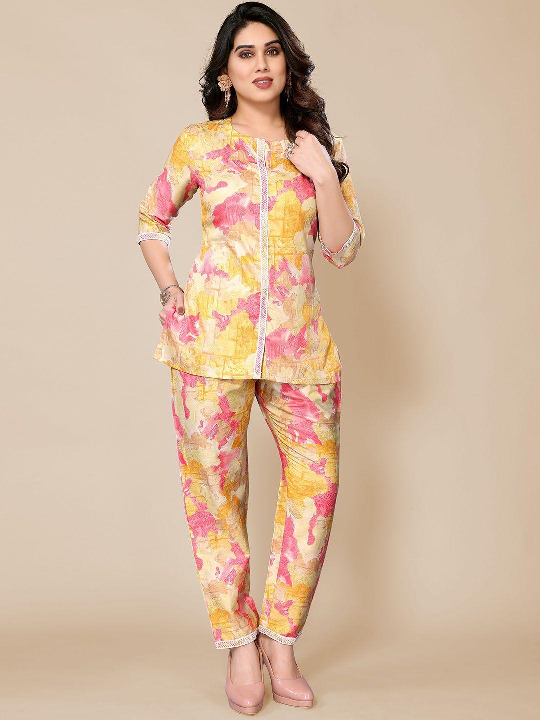 pyari - a style for every story printed top with straight trousers co-ords