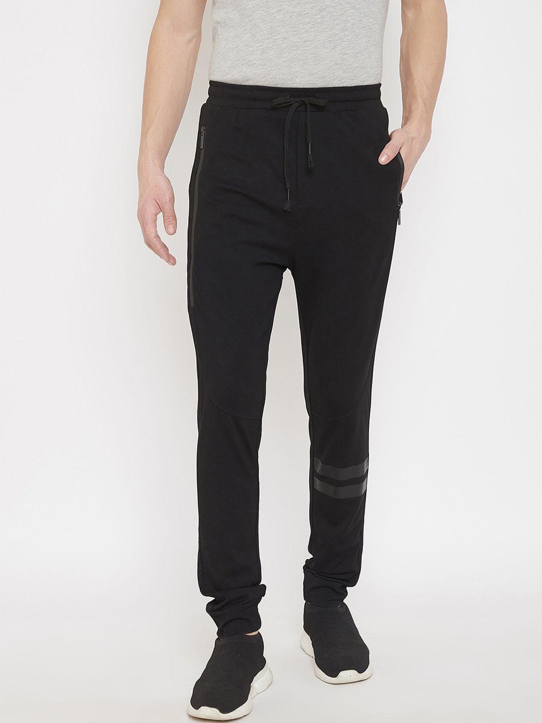 qubic men black solid dry-fit joggers