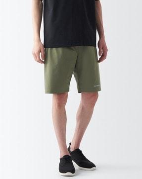 quick dry stretch shorts