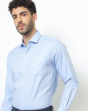 quick dry slim fit shirt with patch pocket