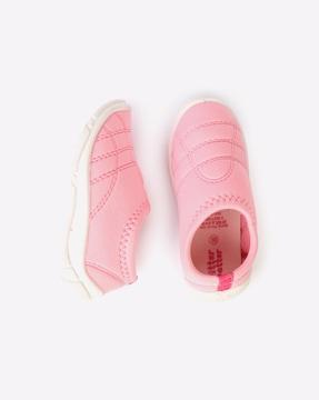 quilted slip-on casual shoes