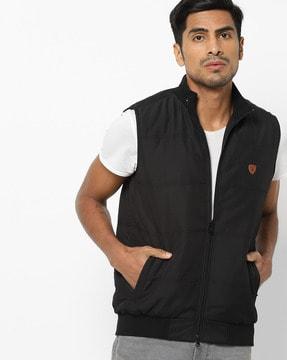 quilted zip-front gilet with insert pockets