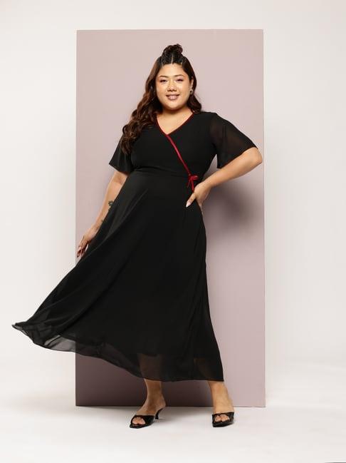 qurvii + black regular fit midi dress