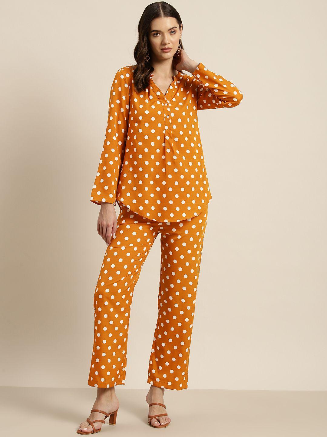 qurvii polka dots printed crepe shirt with trousers