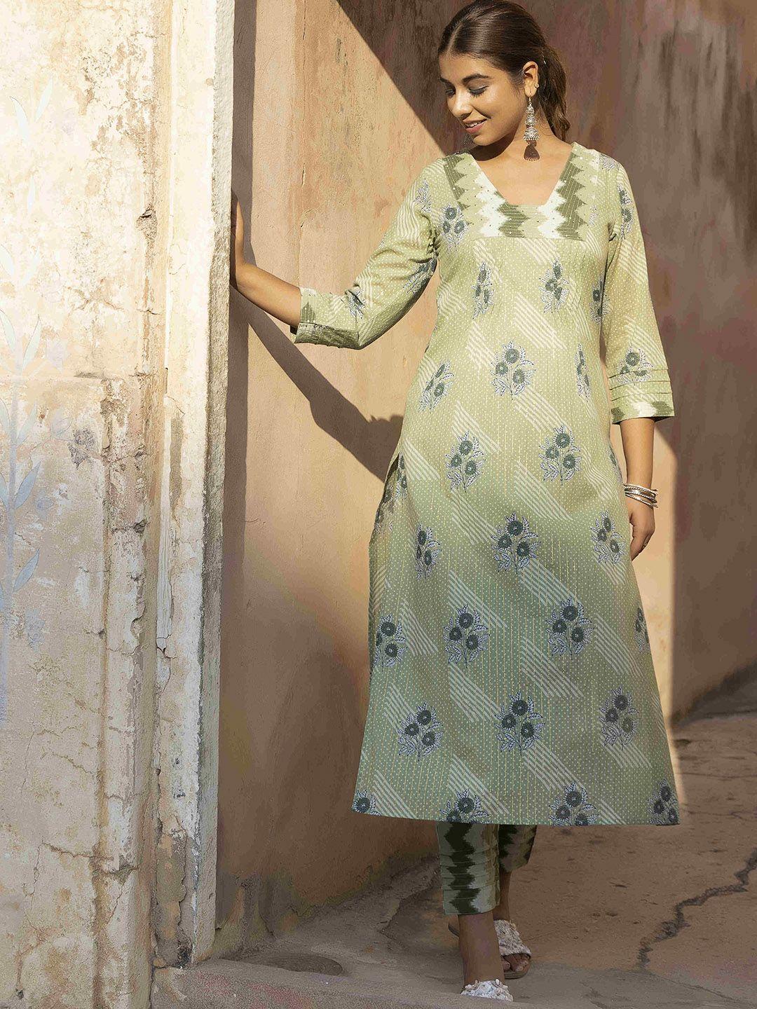 ragavi geometric printed v-neck anarkali kurta