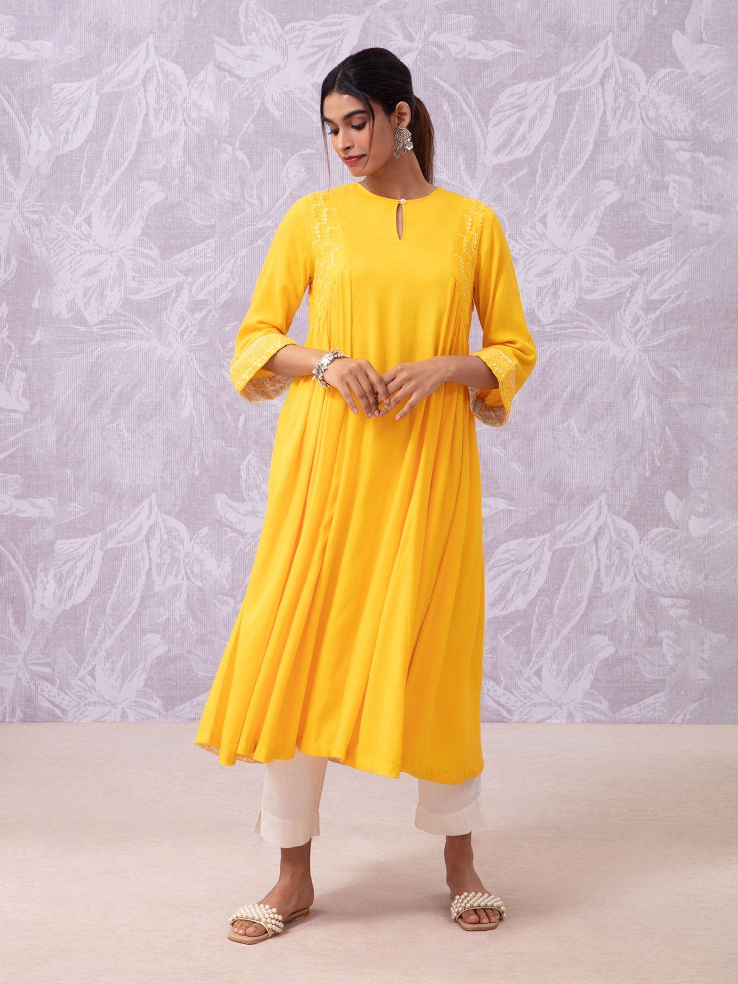 rangat yellow mirror work side gathered kurta likkur114