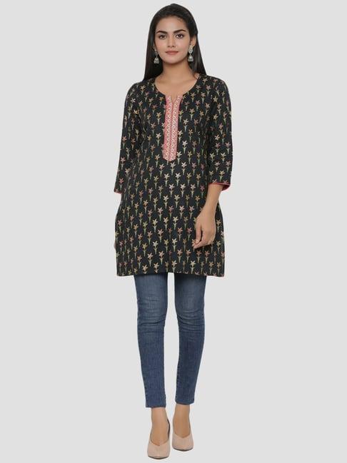 rangmayee black cotton printed straight kurti