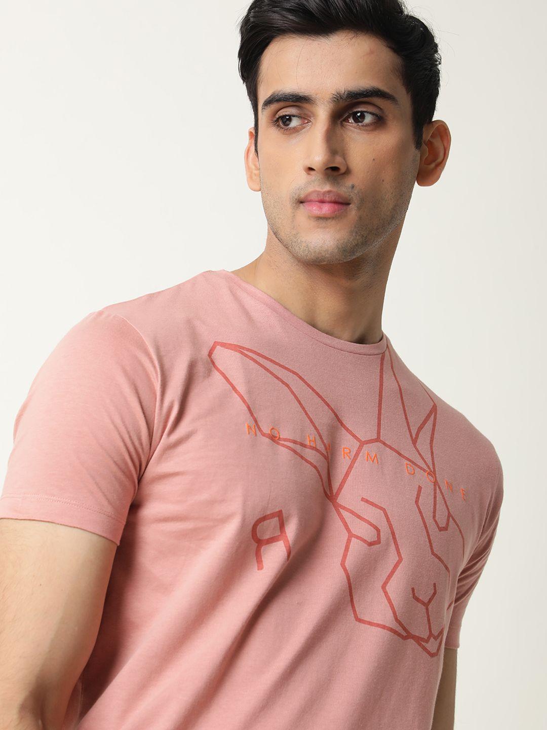 rare rabbit men peach-coloured printed cotton round neck t-shirt