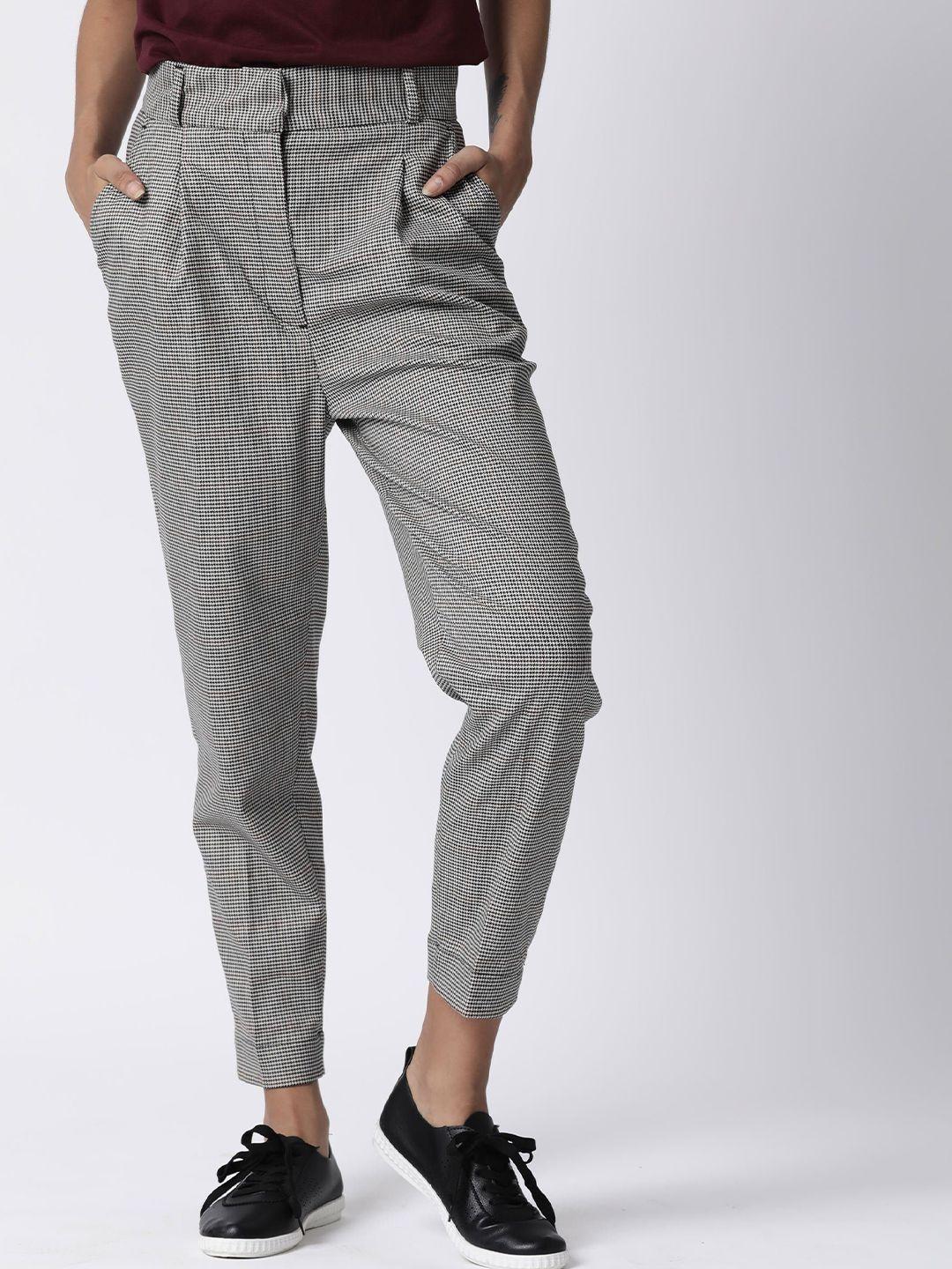 rareism women beige checked pleated trousers