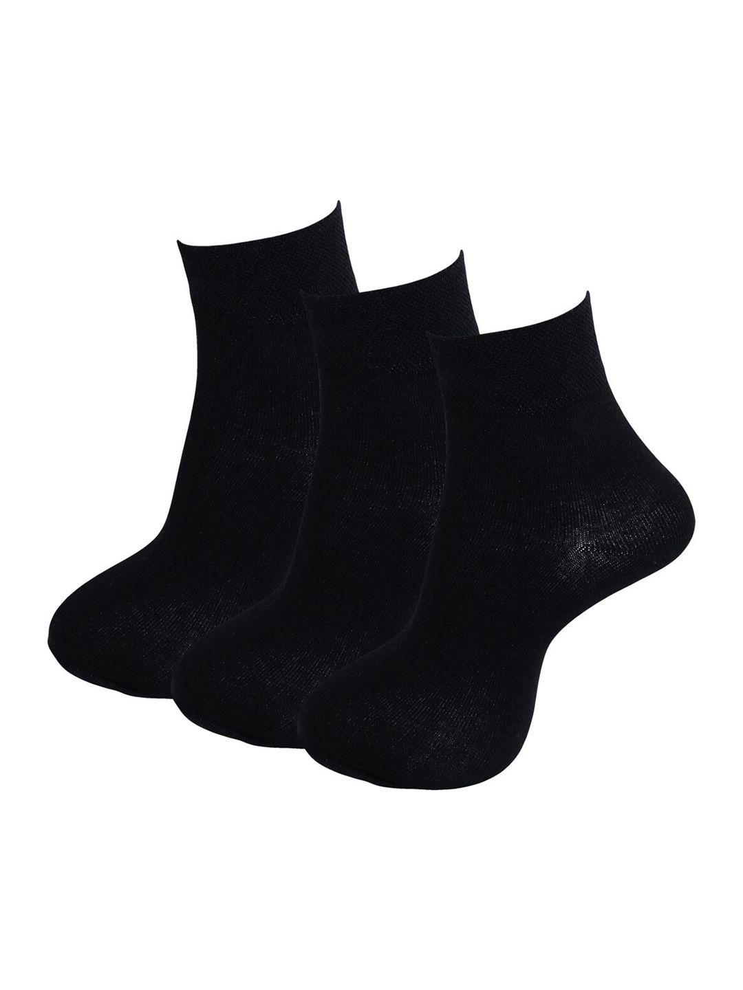 rc. royal class men pack of 3 solid ankle length socks